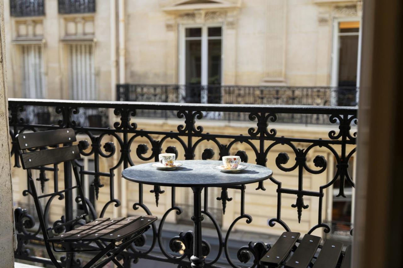 Vestay Montaigne Paris Extérieur photo