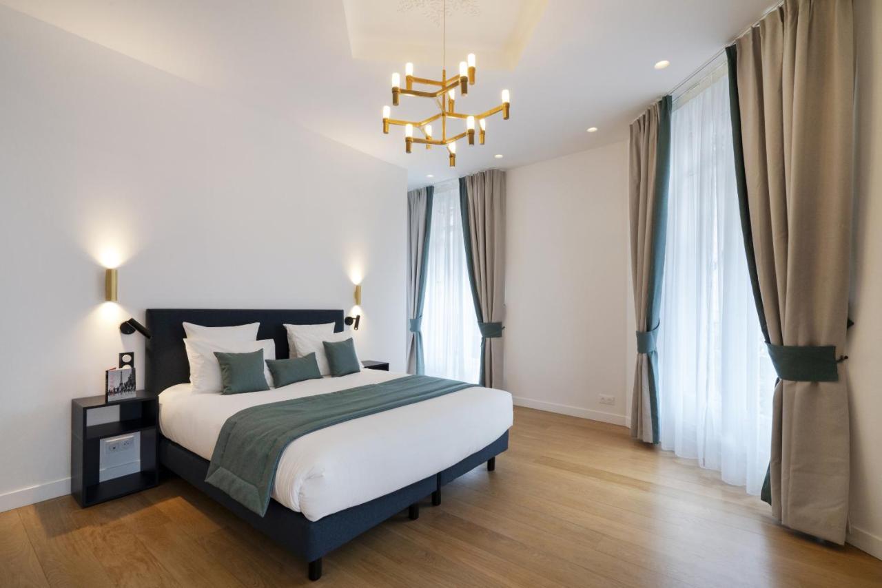 Vestay Montaigne Paris Extérieur photo